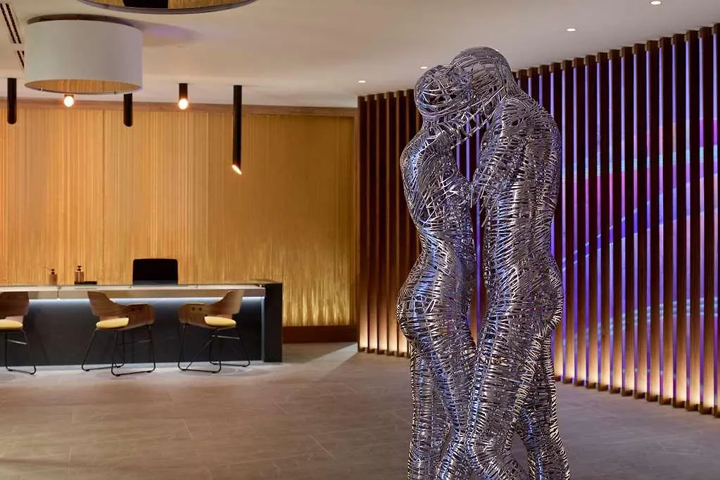 Me Barcelona Hotel