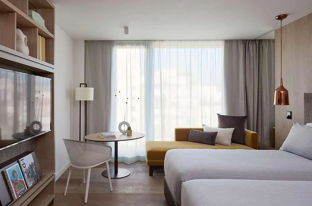 Me Barcelona Hotel